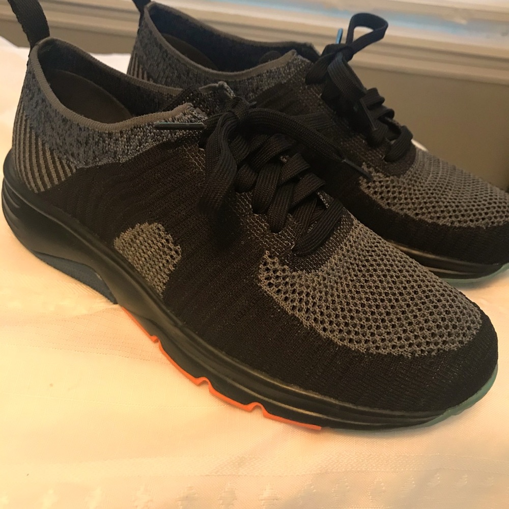 Camper lace up mesh and. Fabric shoe us 7 .5